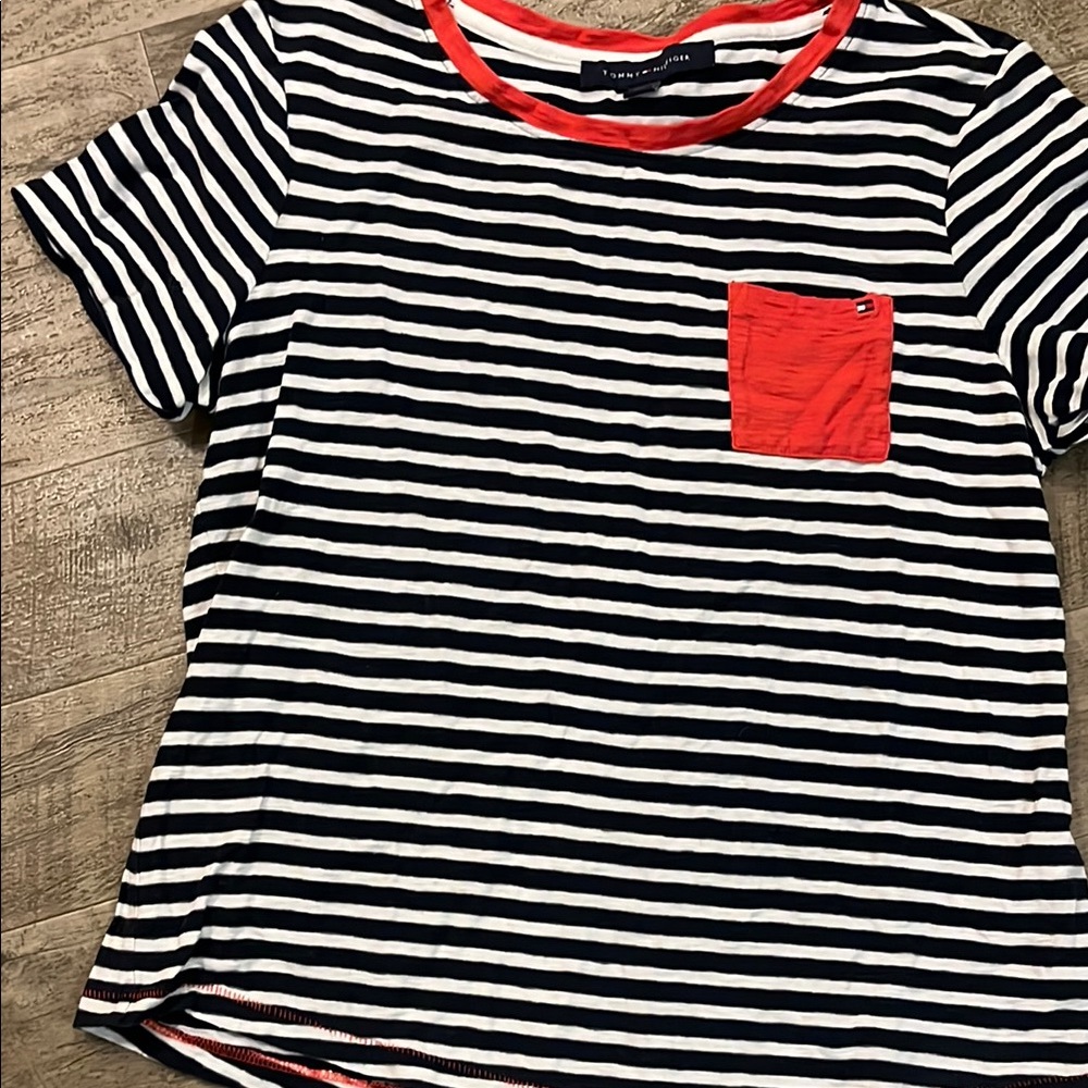 Tommy Hilfiger tee
